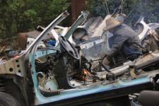 襄阳旧车墓地 报废汽车肢解工人的坚守与转型